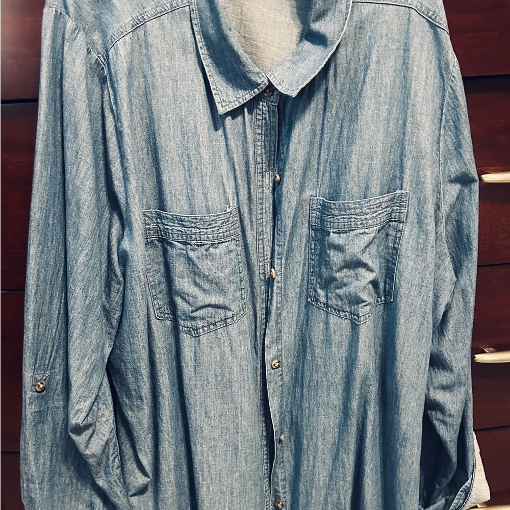 CJ Banks Blue Denim Top women’s. 2X